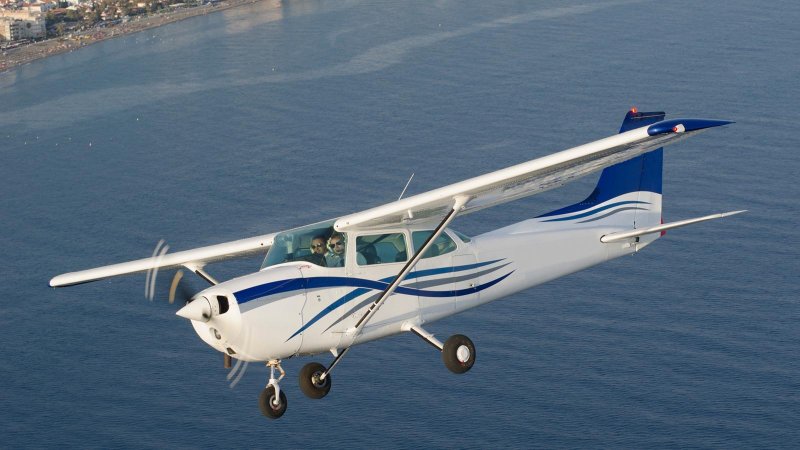 Самолет Cessna 172 (Цессна 172s