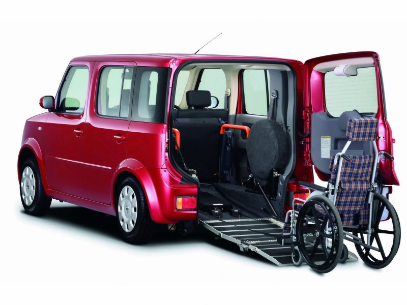 Nissan Cube z13