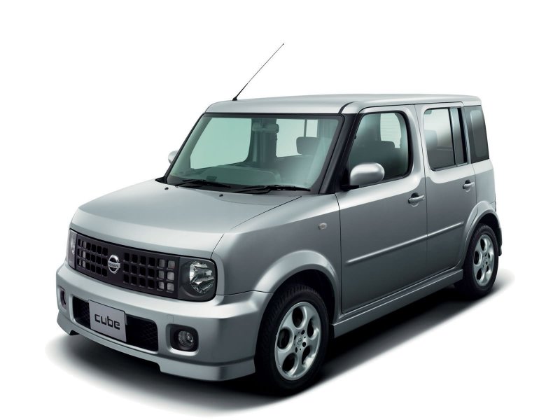 Nissan Cube z11