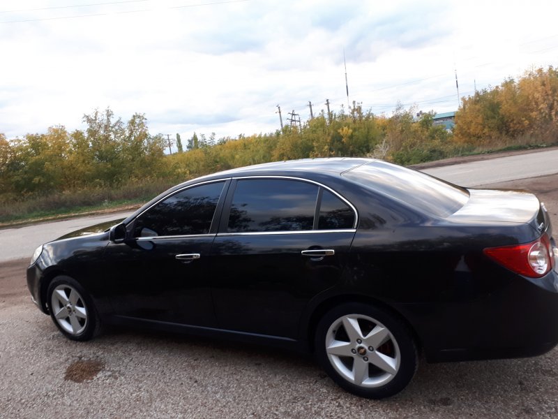 Chevrolet Epica черная