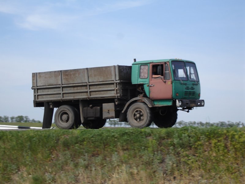 МАЗ 75