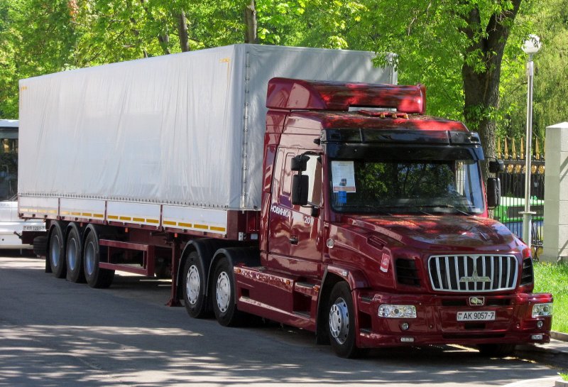 МАЗ-6440 грузовой автомобиль