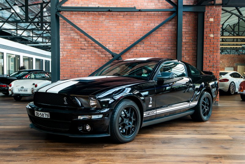 Mustang винил 2005