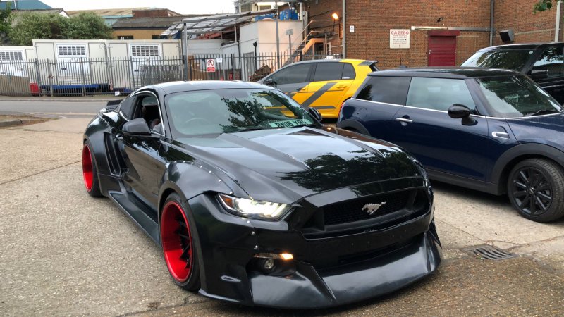 Ford Mustang 2005 обвес