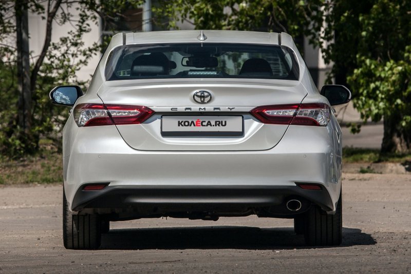 Toyota Camry 2018 le