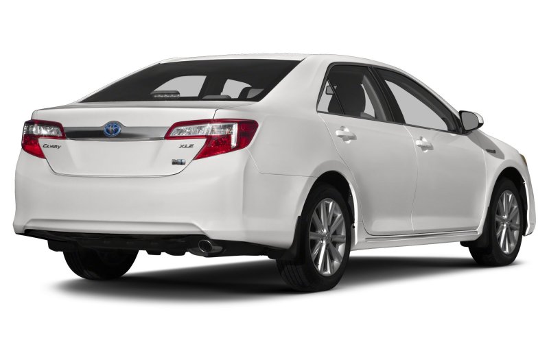 Toyota Camry Hybrid 2013