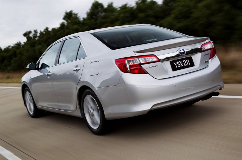 Toyota Camry Hybrid 2012