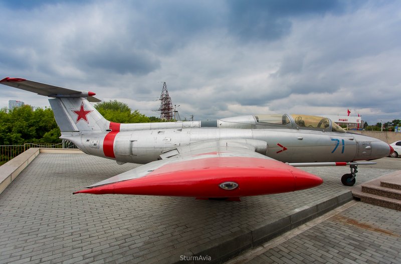 Аэро л-29 Дельфин