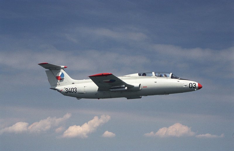 Л-29 Дельфин
