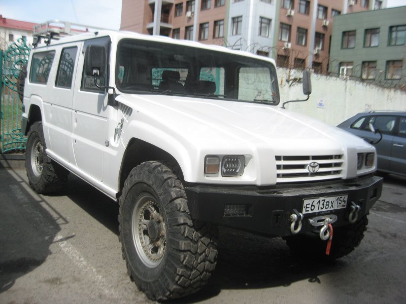 Toyota Mega Cruiser интерьер
