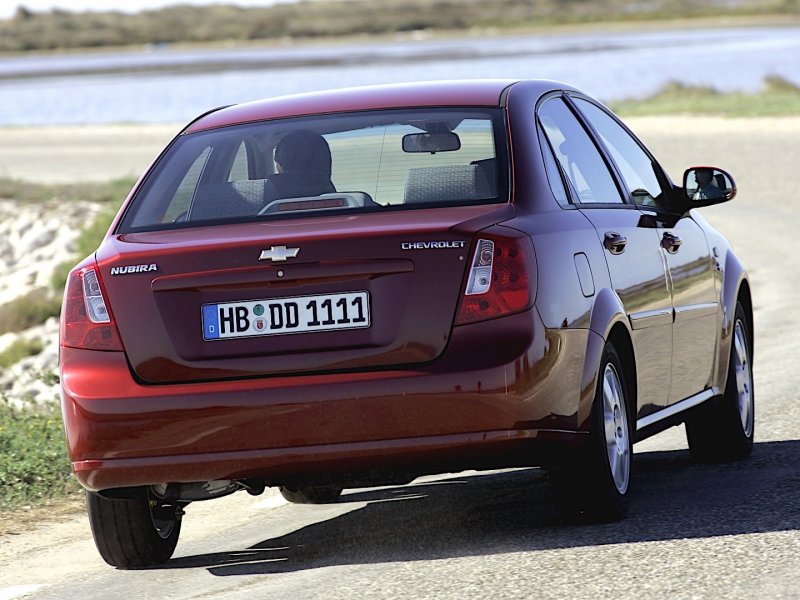 Chevrolet Nubira седан 1.6
