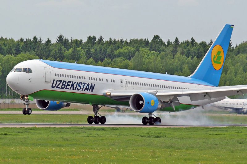 Boeing 787 Dreamliner Uzbekistan Airways