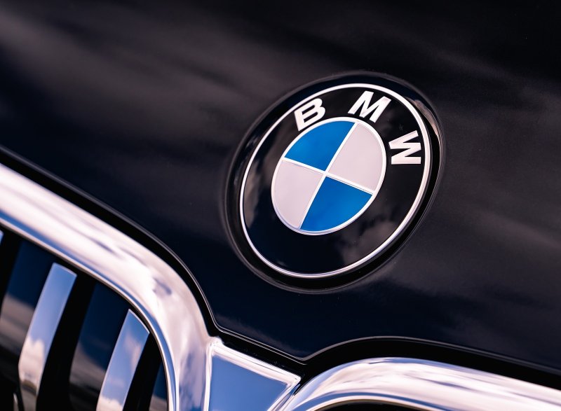 BMW лого 2020