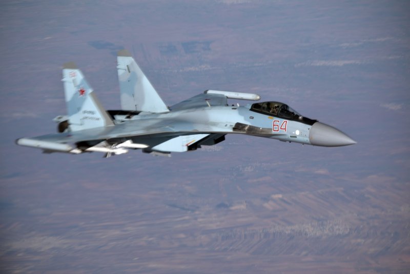 Су-35 реактивный самолёт
