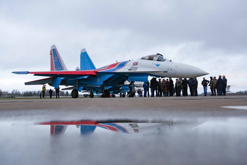 Самолёт Су-35