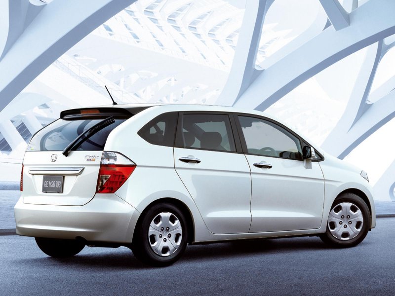 Honda Edix обвес