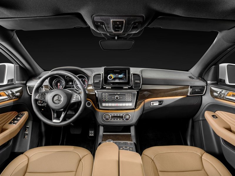 Mercedes Benz GLA Coupe 2020