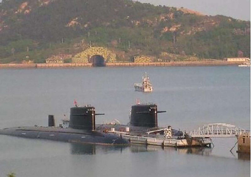 Военно морская база Юлинь