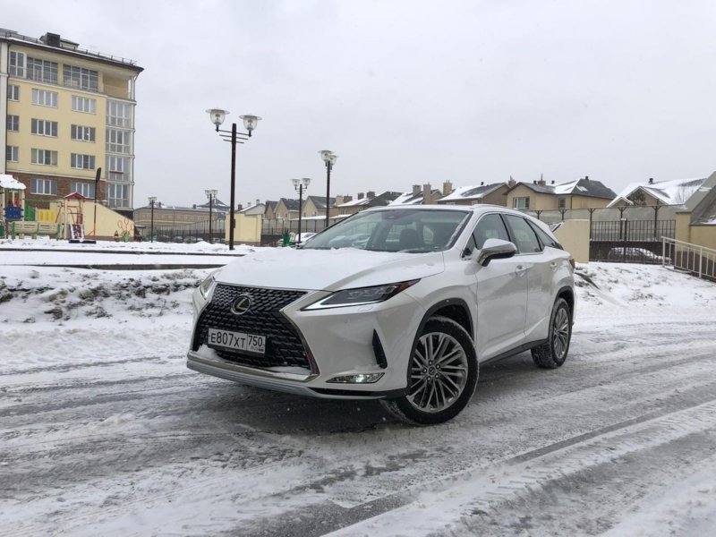 Лексус RX Black Vision 2020