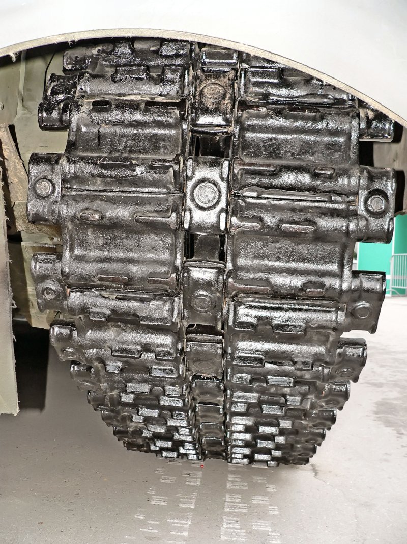 Трак танка т-80