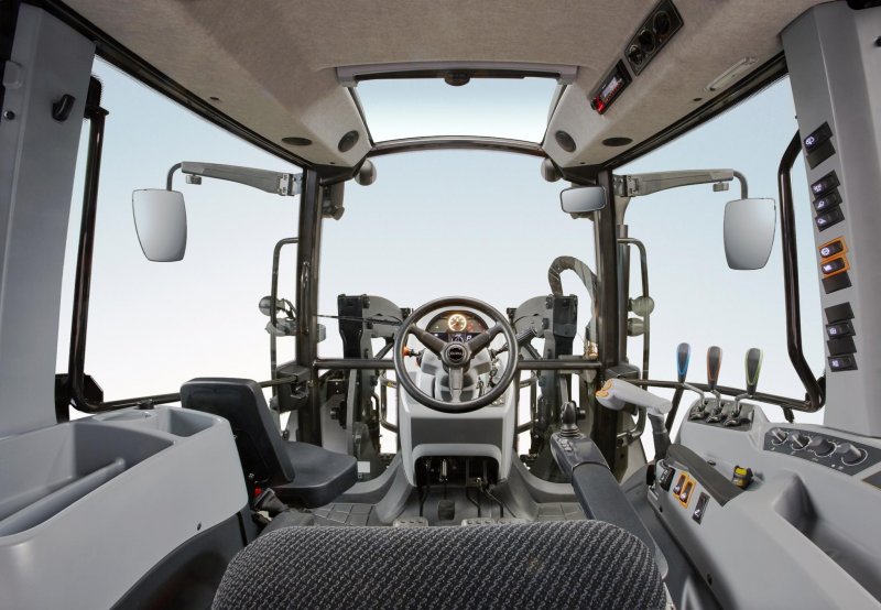 Valtra 234 кабина
