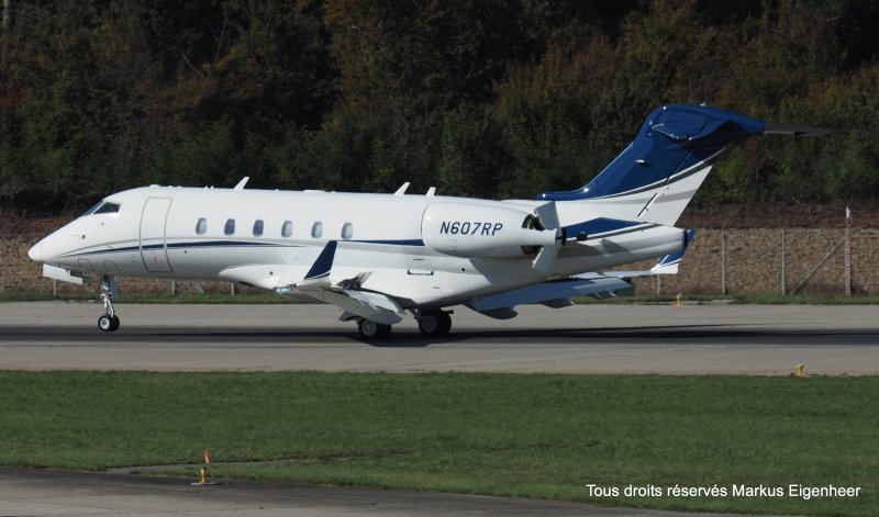 Challenger 300 самолет