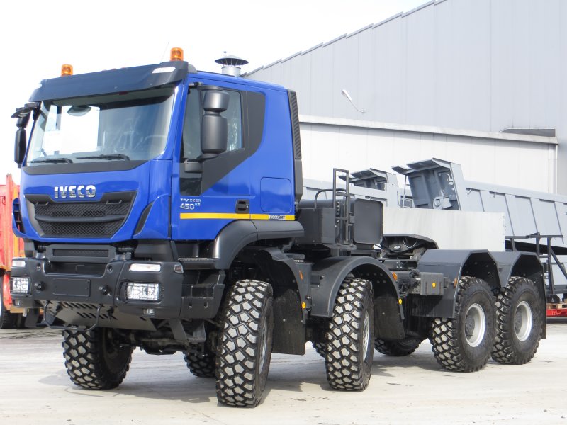 Седельный тягач man TGS 8x8