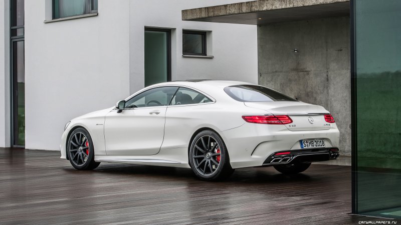 Mercedes Benz s63 AMG
