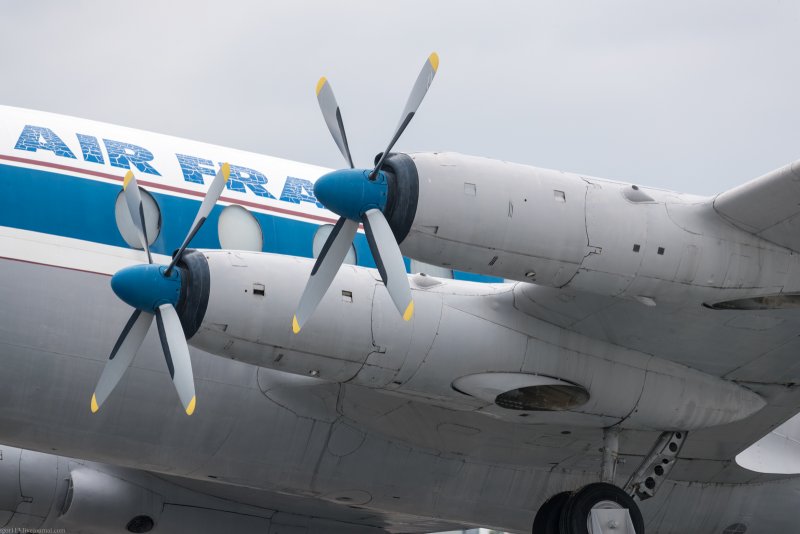 Юнь 12 самолет