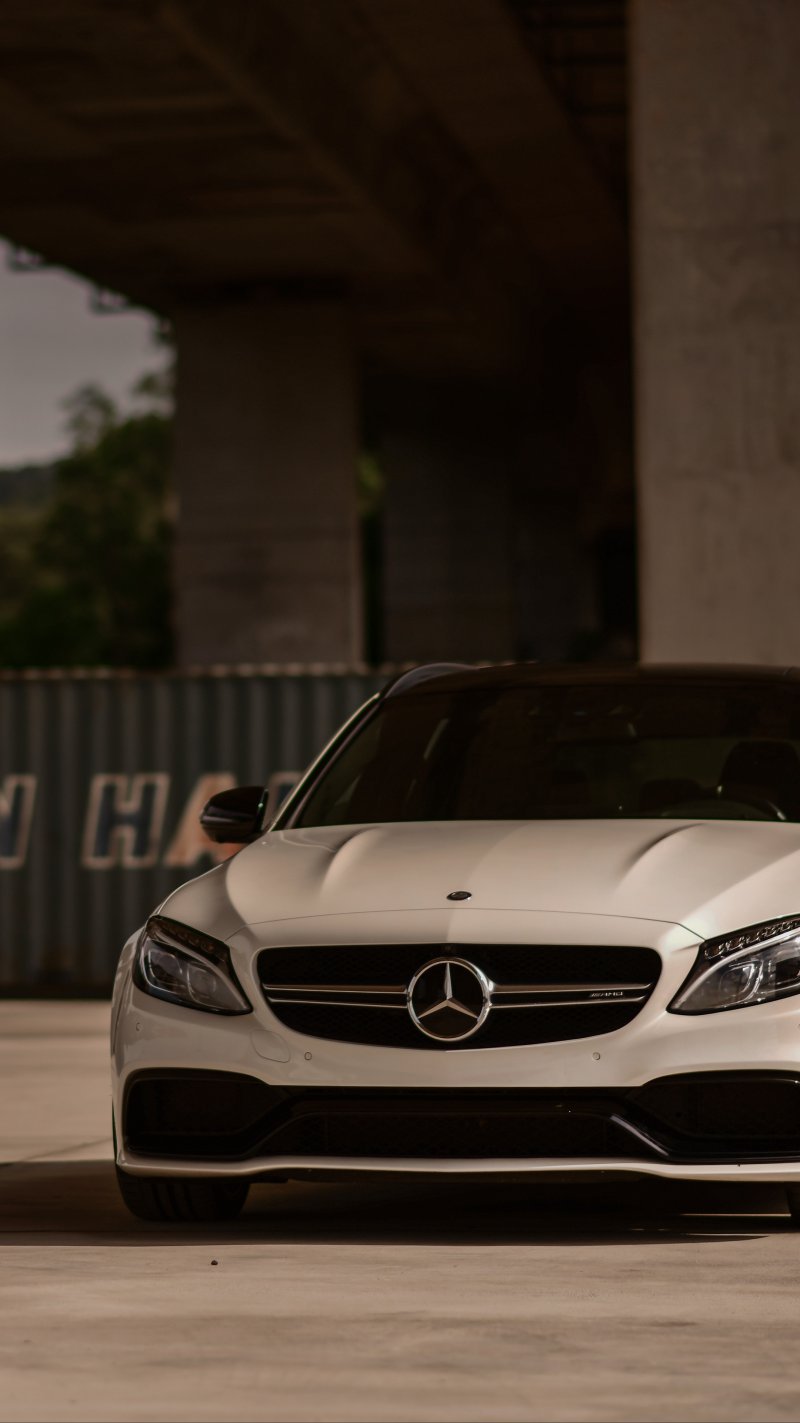Мерседес Бенц e300