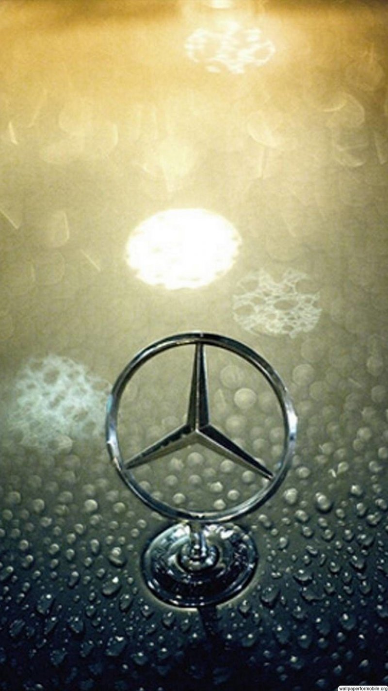 Mercedes cls63 AMG на закате