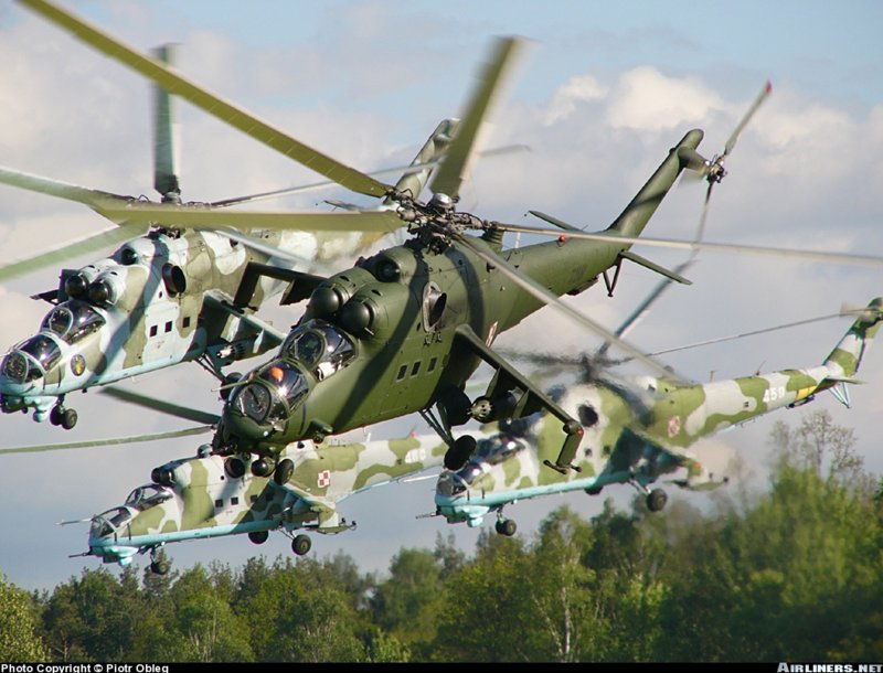 Военный вертолет военный ми 24