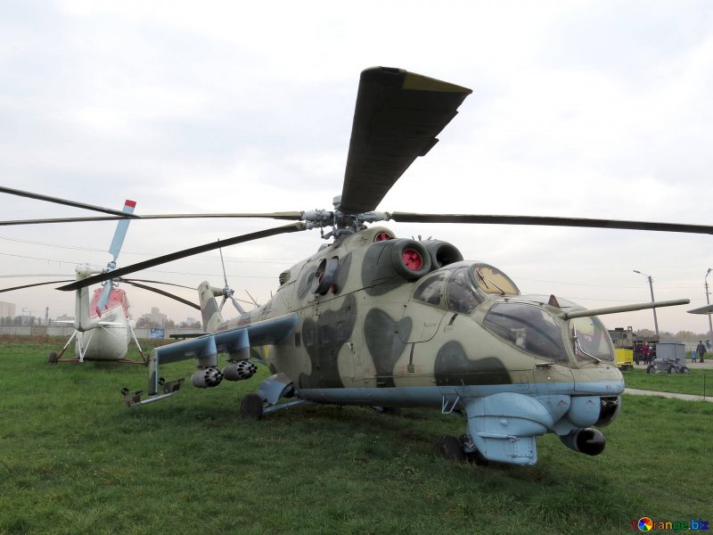Ми-8 вертолёт