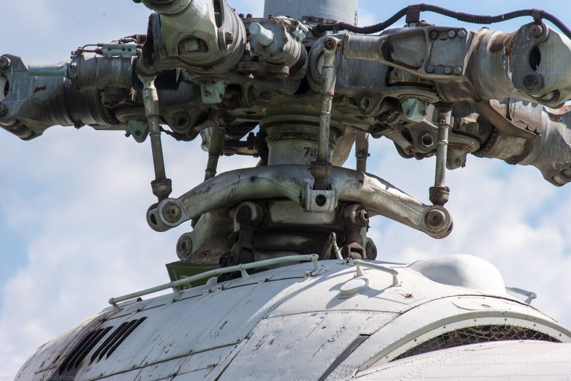 Ми-8 вертолет матовый окрас