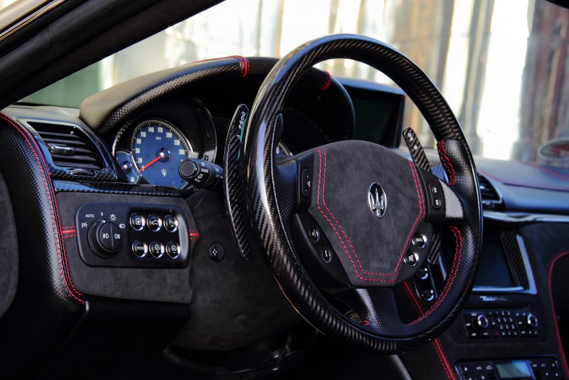 Maserati GRANTURISMO руль