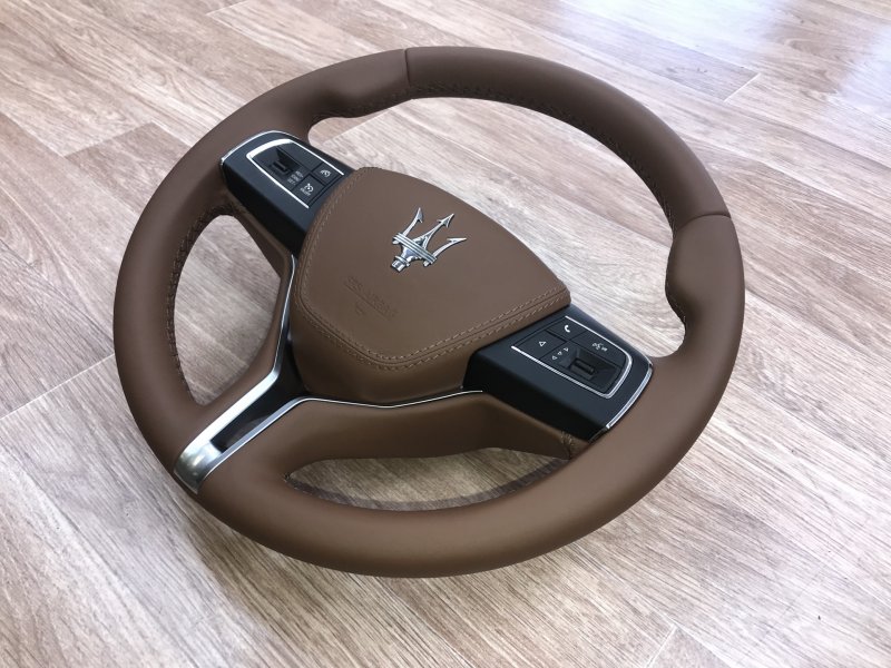 Maserati GRANTURISMO 2008 салон