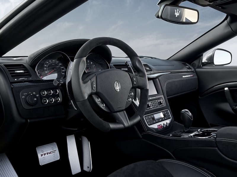 Maserati Alfieri 2020 салон