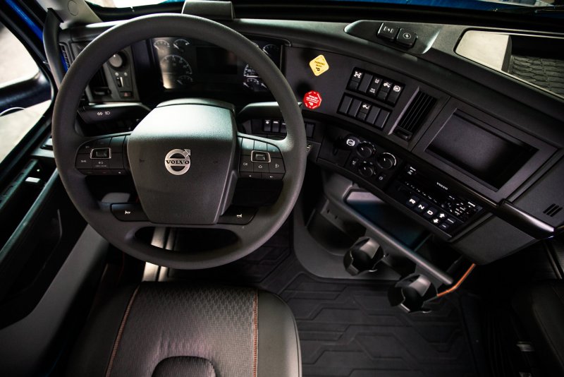 Тягач Volvo VNL 770 салон