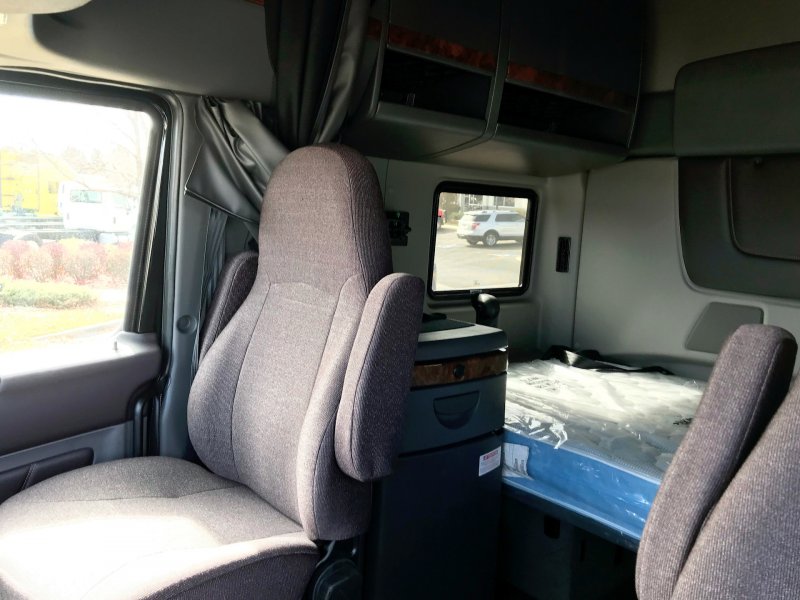 Volvo внл Volvo VNL 780