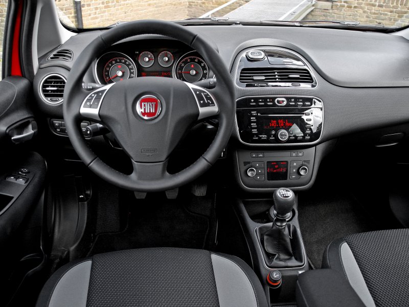 Fiat grande punto салон