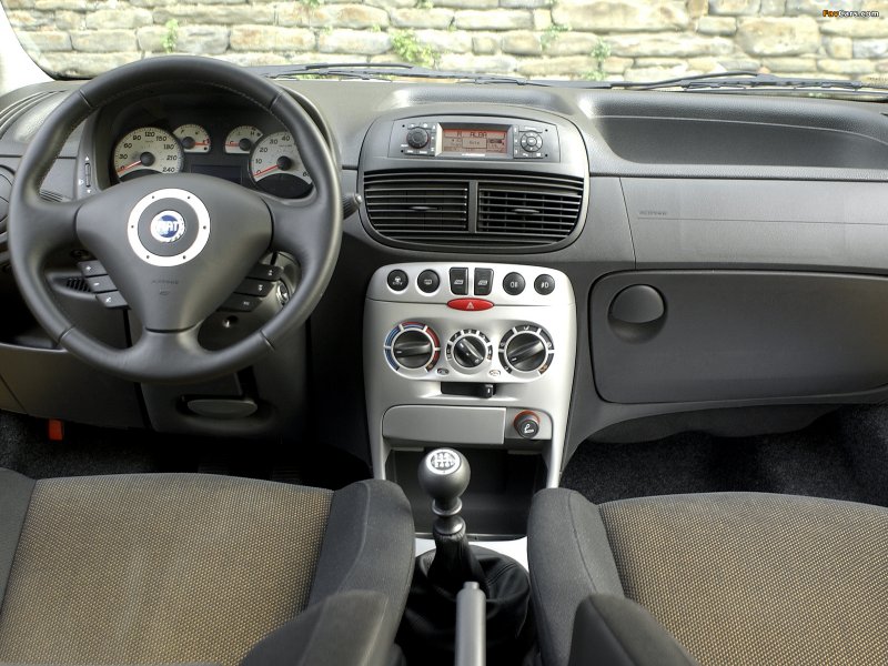Fiat grande punto 2008 салон