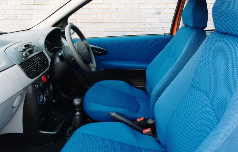 Fiat punto 2000 салон