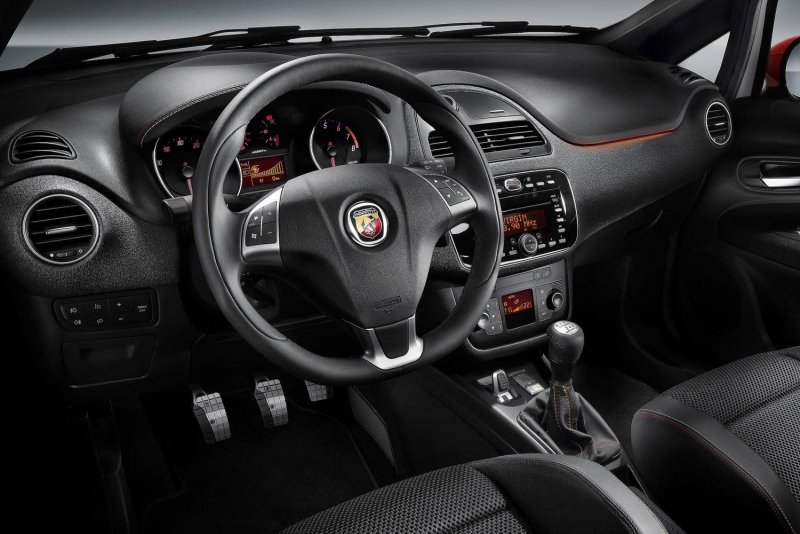 Fiat punto EVO салон