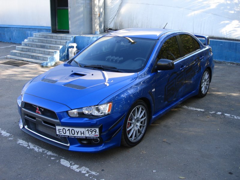 Mitsubishi Lancer 10 синий