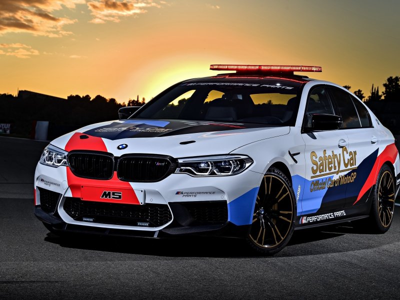 BMW m4 gt4 Safety car