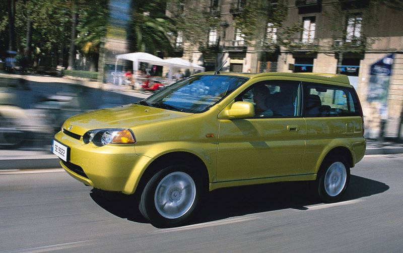 Honda HR V 2001 белая
