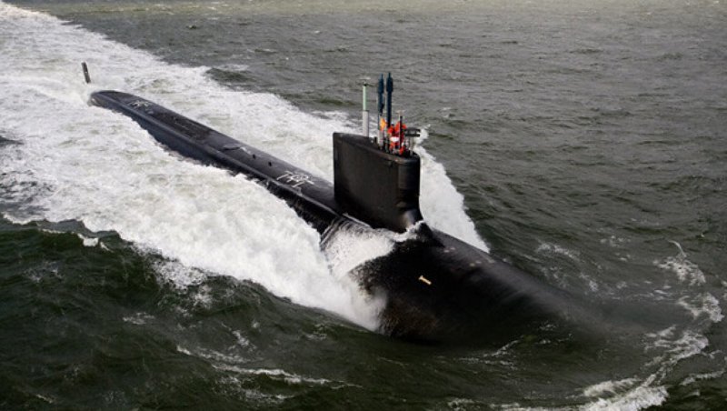Российская подводная лодка у статуи свободы в США