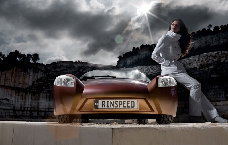 2009 Rinspeed ICHANGE Concept