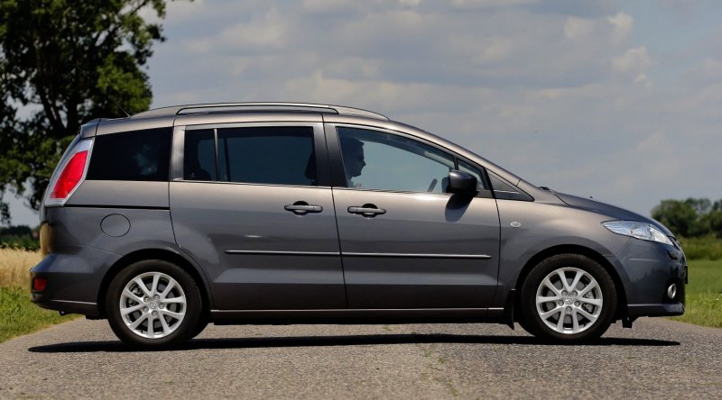 Mazda 5 1999