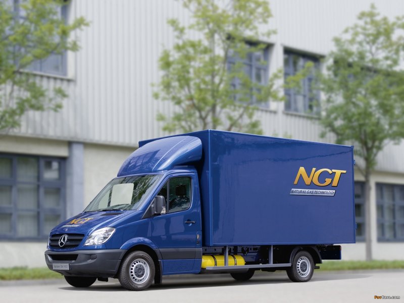 Mercedes-Benz Sprinter Box van (w90